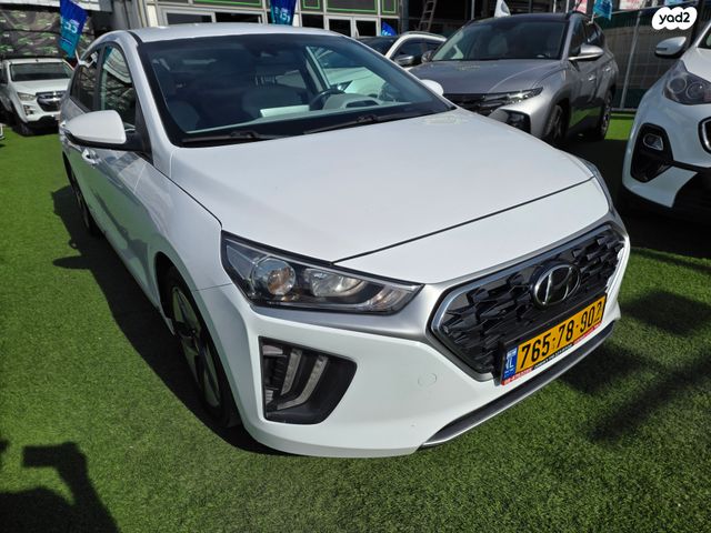 יונדאי איוניק