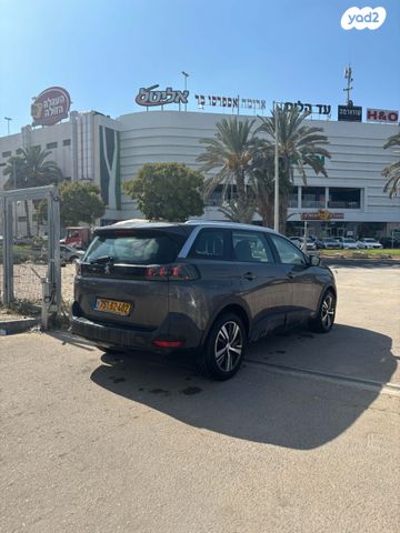 פיג'ו 5008