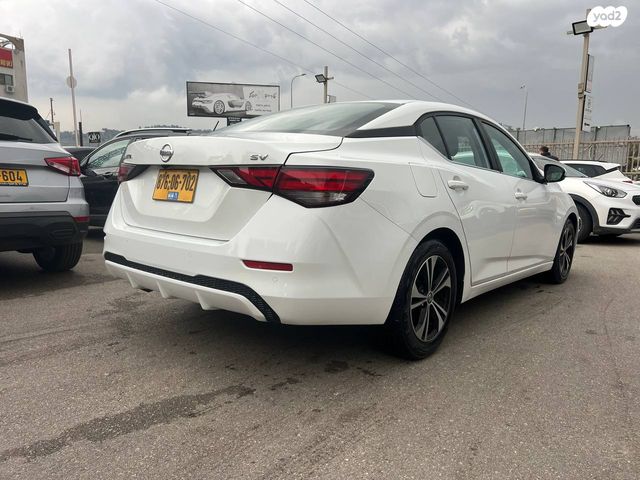 ניסאן סנטרה