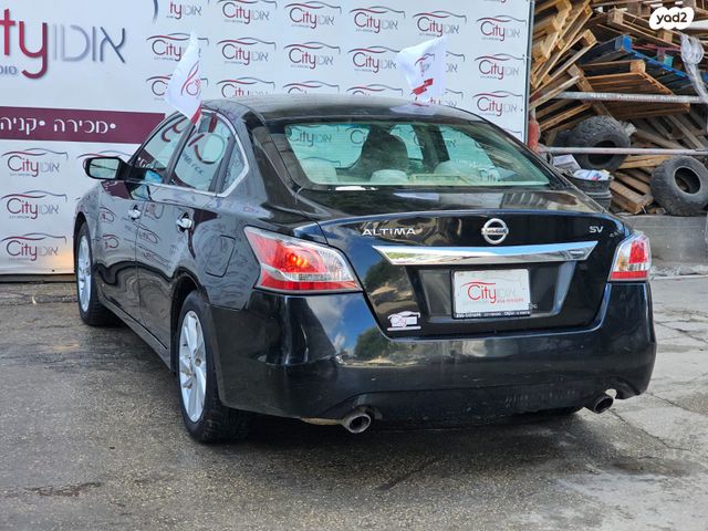 ניסאן אלטימה
