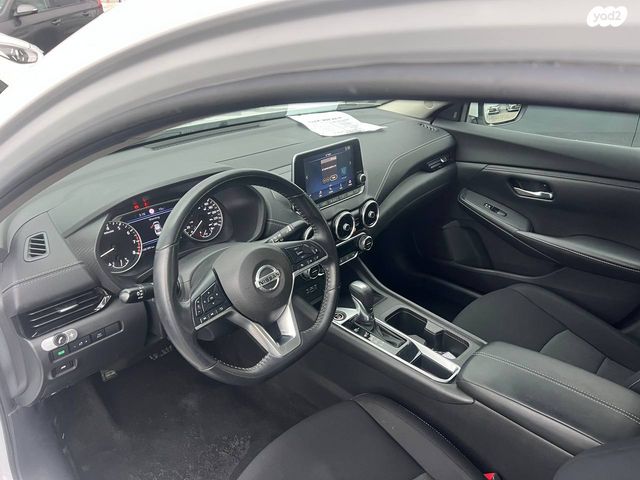 ניסאן סנטרה