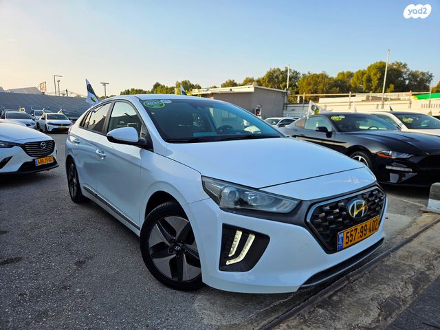 יונדאי איוניק