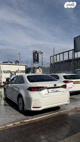 טויוטה קורולה