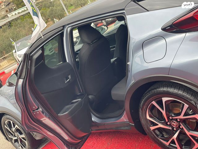 טויוטה C-HR