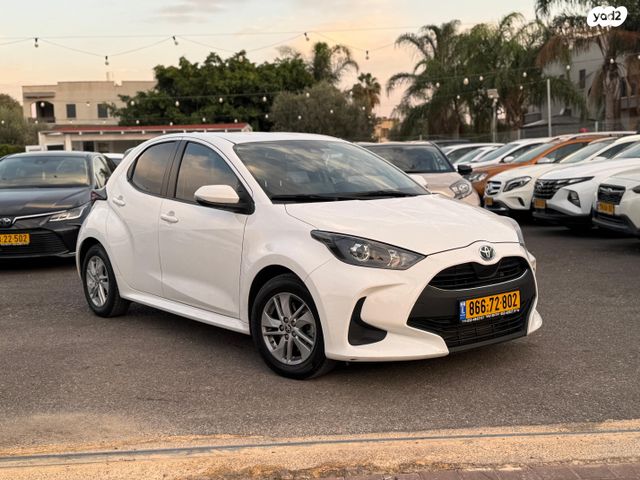 מודעת רכב טויוטה יאריס