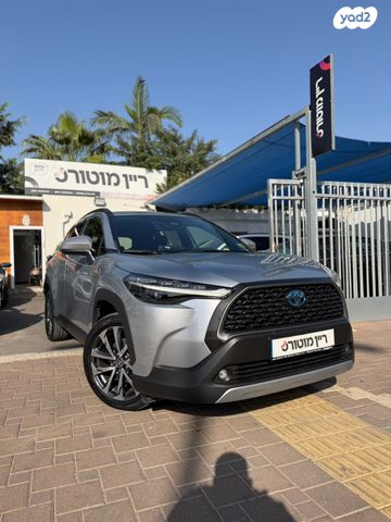 מודעת רכב טויוטה קורולה קרוס