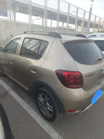 דאצ'יה סנדרו