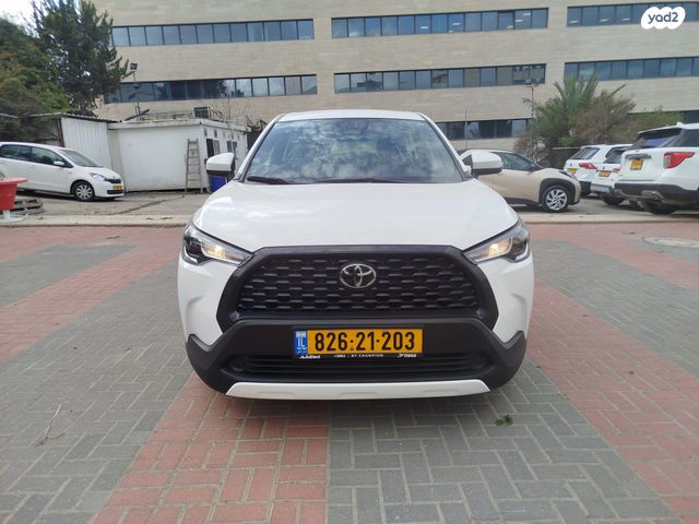 טויוטה קורולה קרוס