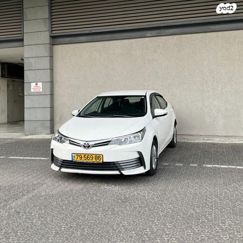 טויוטה קורולה