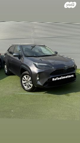 מודעת רכב טויוטה יאריס קרוס