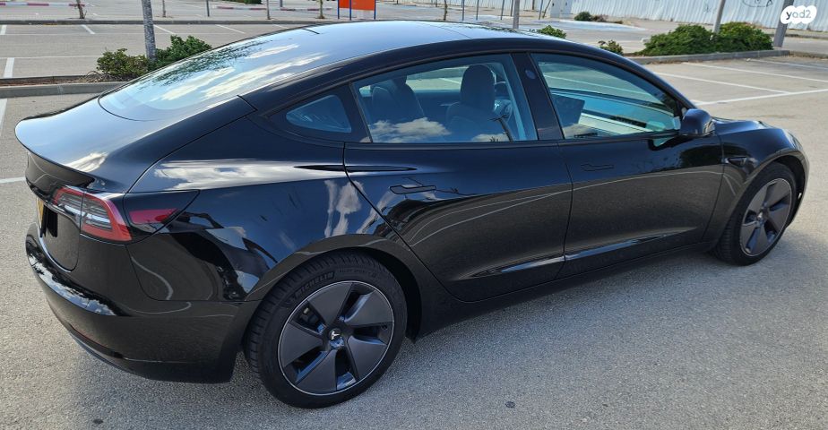 מודעת רכב טסלה מודל 3 2