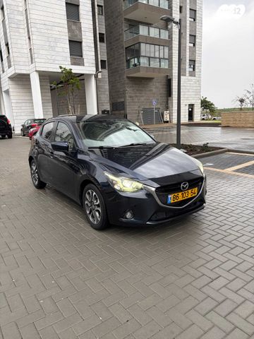 מודעת רכב מאזדה 2