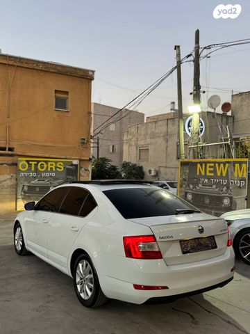 סקודה אוקטביה