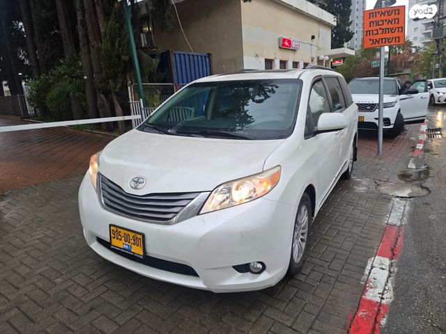 מודעת רכב טויוטה סיינה