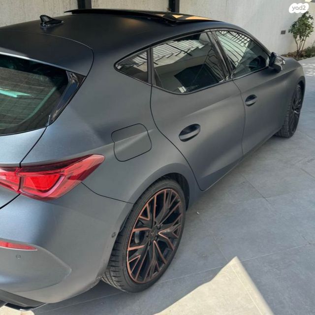 מודעת רכב קופרה לאון