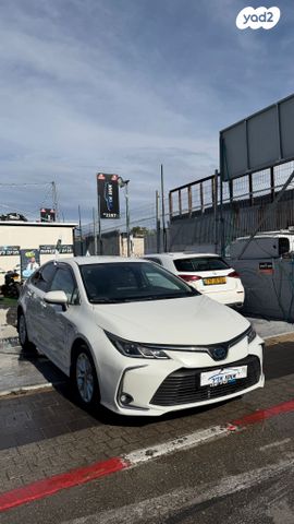 מודעת רכב טויוטה קורולה