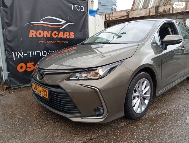 טויוטה קורולה