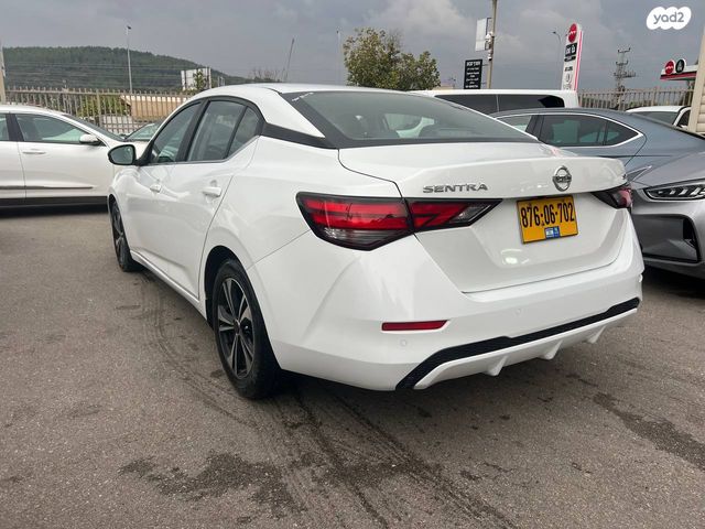 ניסאן סנטרה