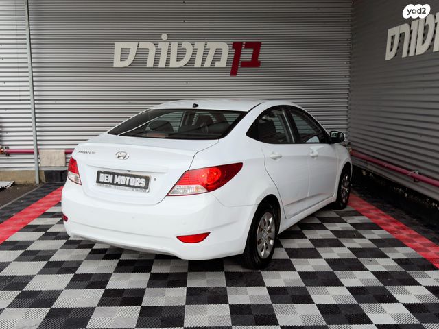 יונדאי אקסנט i25