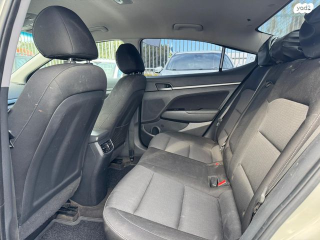 יונדאי אלנטרה