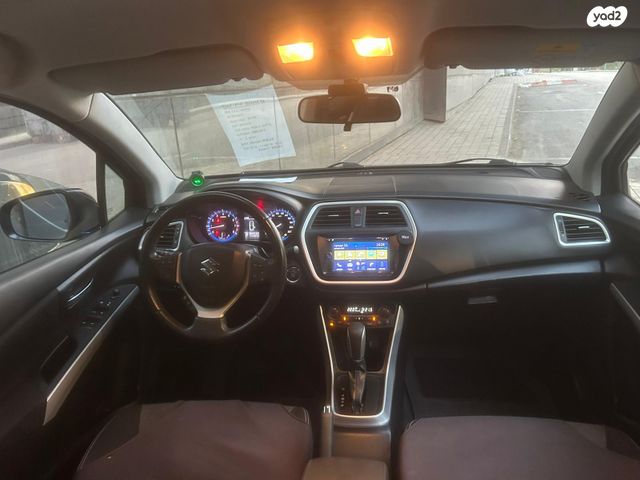 סוזוקי קרוסאובר