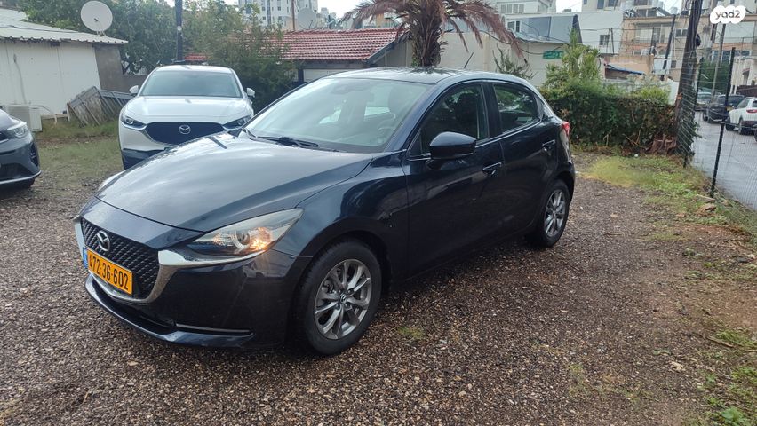 מודעת רכב מאזדה 2