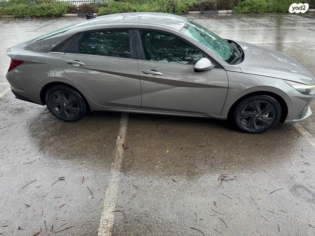 יונדאי אלנטרה