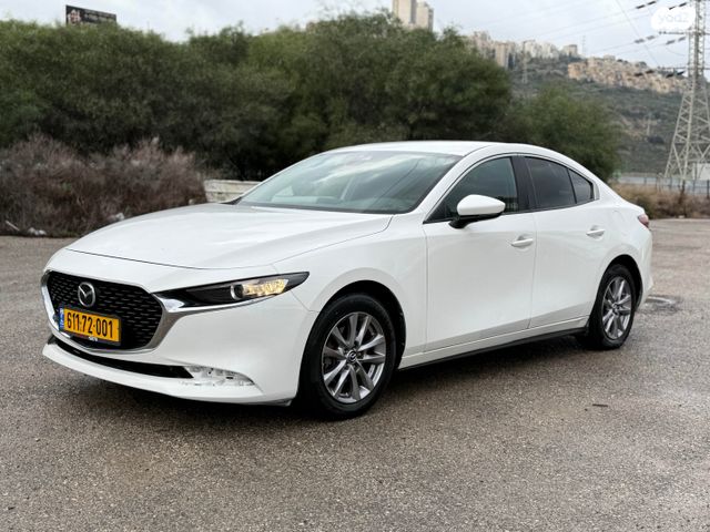 מודעת רכב מאזדה 3