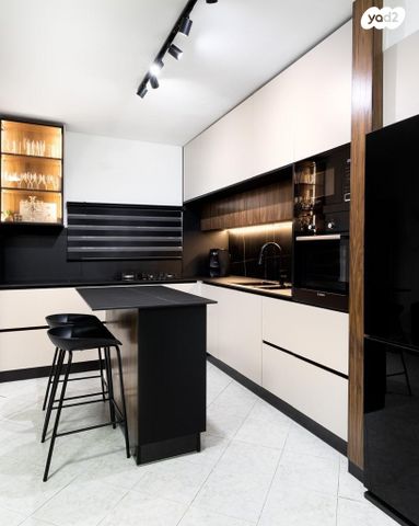 שאול המלך 105