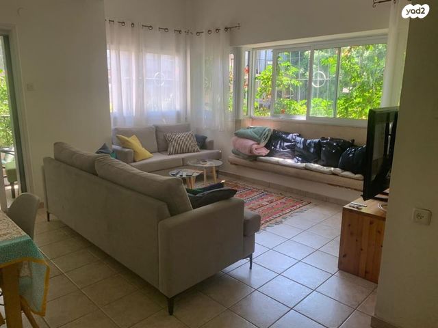 אבן גבירול 7