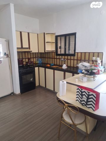 דירה, פועה 8, עבאס, חיפה