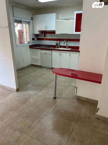 דירה, יוסף נדבה 49, פסגת זאב, ירושלים