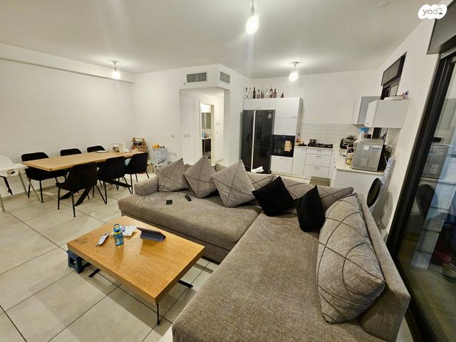 דירה, יעקב תמרי 3, חצרות המושבה, רחובות