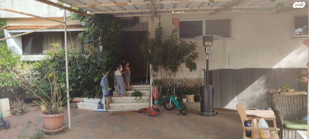 משק חקלאי/ נחלה, 2544 1, ברוש, ברוש