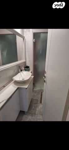 דירה, הגלעד 4, קרית השרון, נתניה