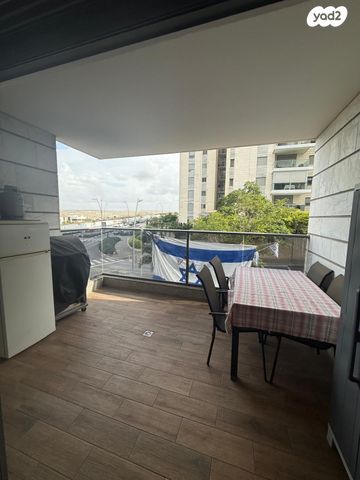 דירה, יפה ירקוני 2, פסגות אפק, ראש העין