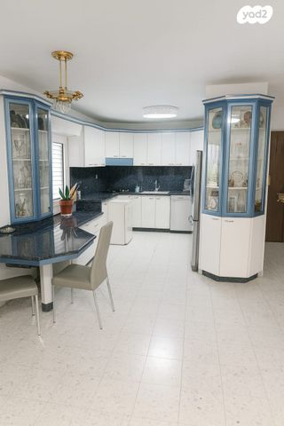 דירה, הנרייטה סולד 115, גבעת הזיתים, פסגת לוד, לוד