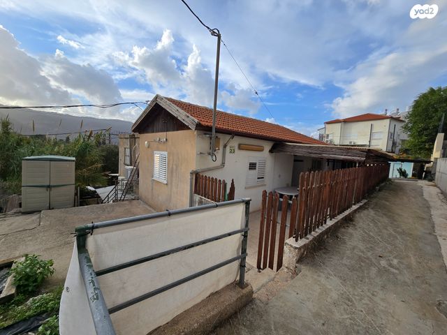 בית פרטי/ קוטג', הרב עוזיאל 23, רכסים, רכסים