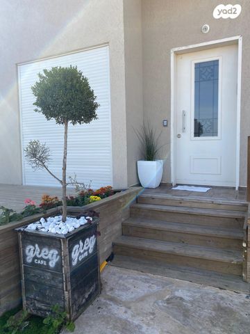 בית פרטי/ קוטג', דרך הפרחים 62, אבן שמואל, אבן שמואל