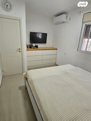 דירה, שדרות הציונות 15, שיכון המסילה, פרדס חנה כרכור