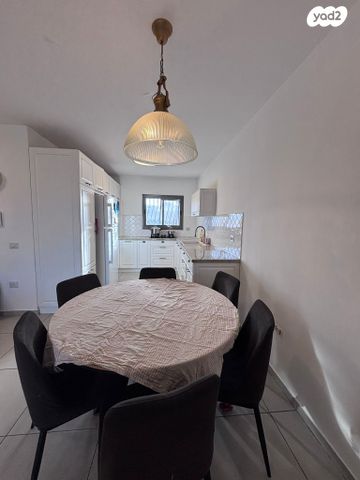 דירה, הרבי מלובאוויטש 30, השחר, דימונה