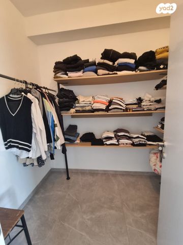 דירת גן, ענבר 80, נעלה, נעלה