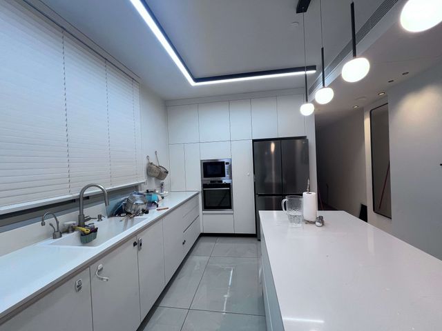 גג/ פנטהאוז, משה שרת 4, מורשת, מודיעין מכבים רעות