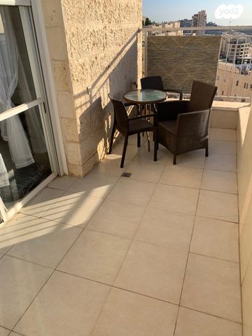 דירה, הרב יצחק נסים 73, חומת שמואל, הר חומה, ירושלים