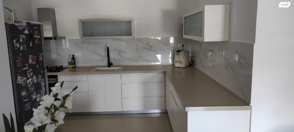 דירה, שדרות הציונות 15, שיכון המסילה, פרדס חנה כרכור