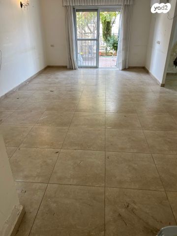 יוסף נדבה 49