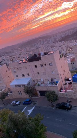 הרב יצחק נסים 73