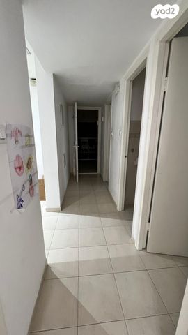 דירה, אורלנסקי 21, מחנה יהודה, פתח תקווה