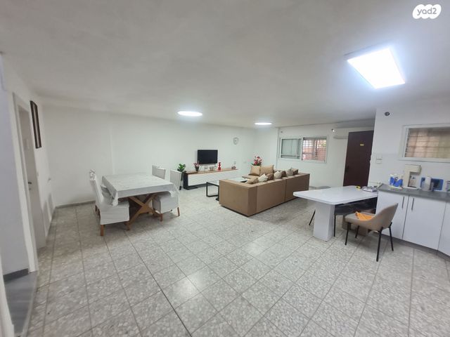 בית פרטי/ קוטג', שבטי ישראל 14, בני ישראל, קרית גת