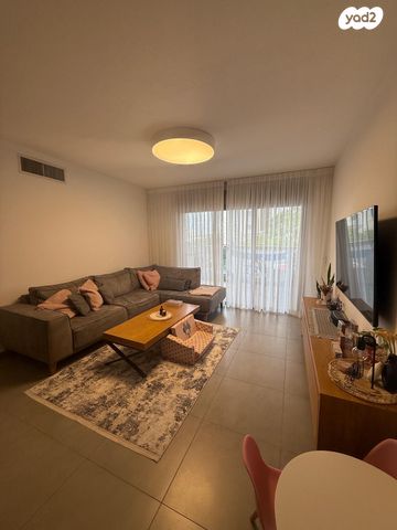 דירה, יפה ירקוני 2, פסגות אפק, ראש העין